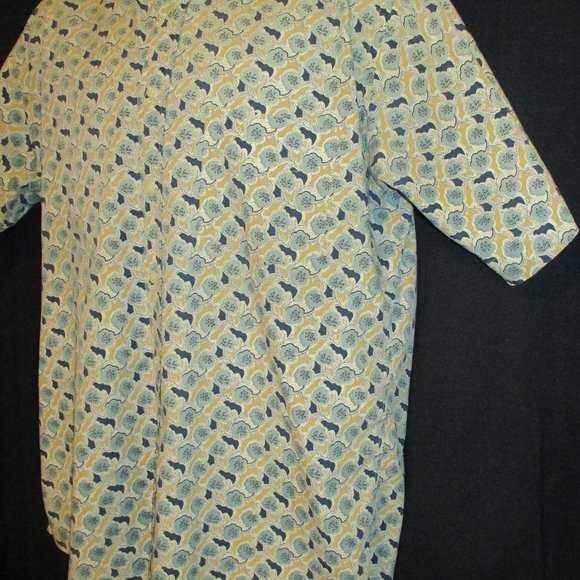 B D Baggies Short Sleeves Multicolored Flying Bats Button Down Shirt - Picture 9 of 9